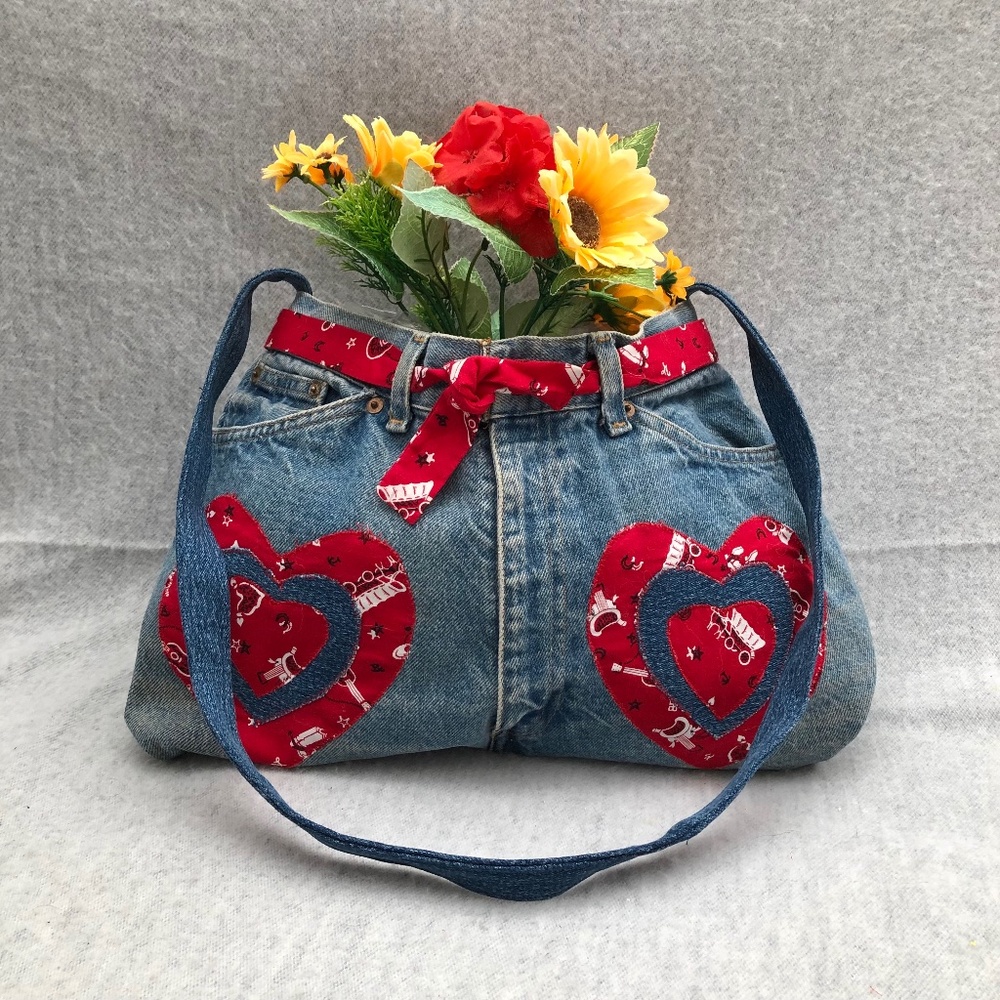 NWOT - Jean Purse with Red Heart Appliqués